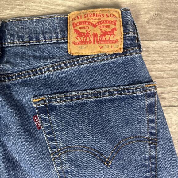 Levi's 505 Regular Fit Straight Leg Denim Jeans Medium Wash sz 33 x 29.5 - Picture 7 of 7